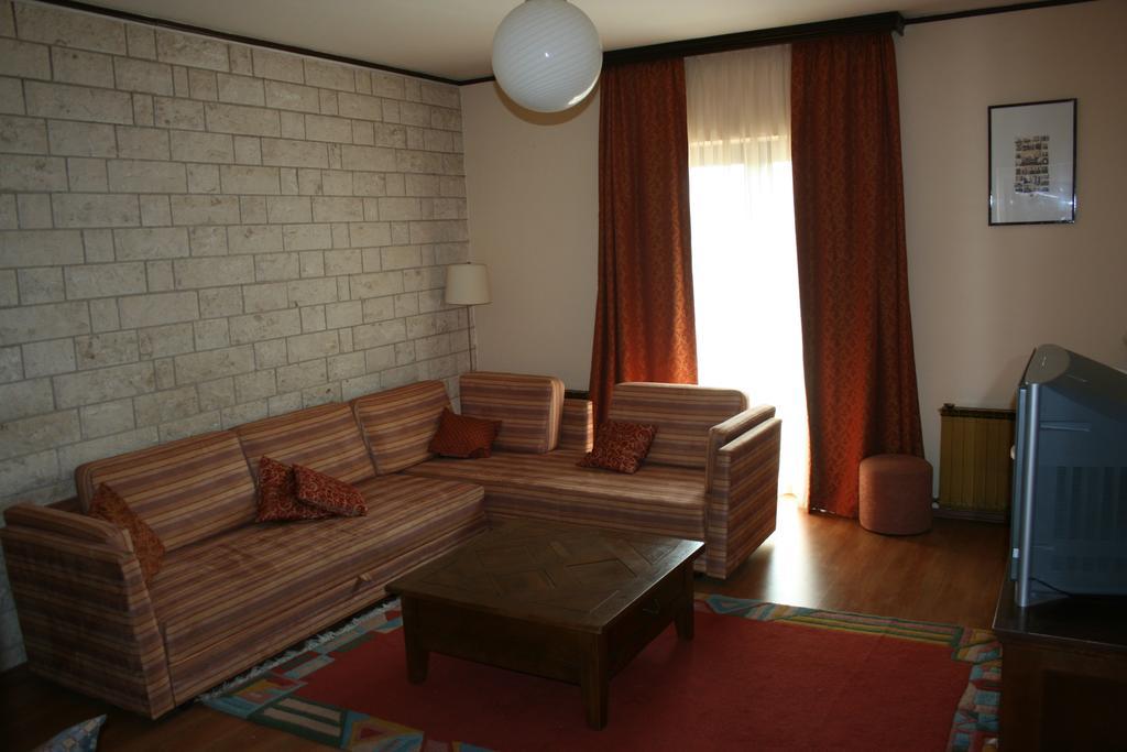 Sossa Apartments Umago Quarto foto